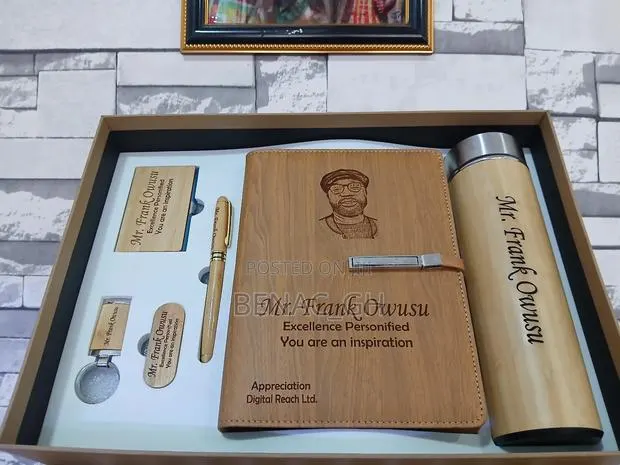 Bamboo 6 in 1 Gift Sets as Souvenir for Workers · Photo 1