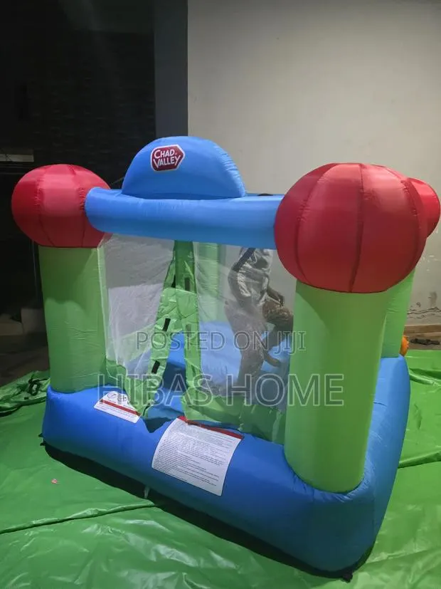 6ft Chad Valley Bouncy Castle With Blower · Photo 2