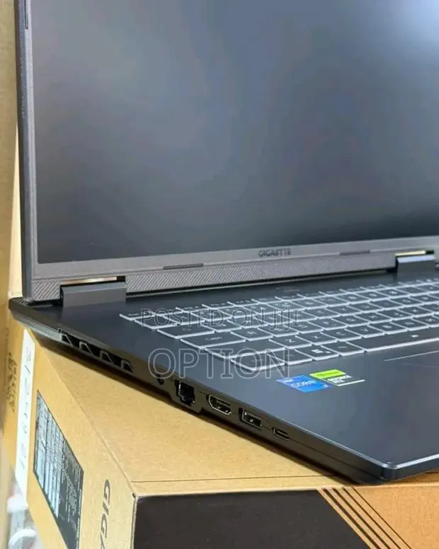 New Laptop Gigabyte AORUS 17G 16GB Intel Core i7 SSD 1T · Photo 1