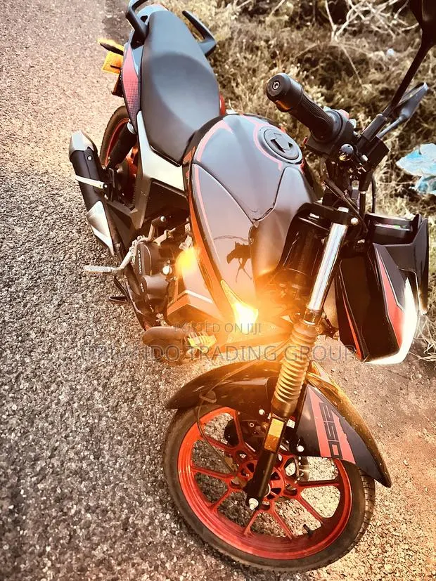 Apsonic AP250 PRO 2025 Black · Photo 1