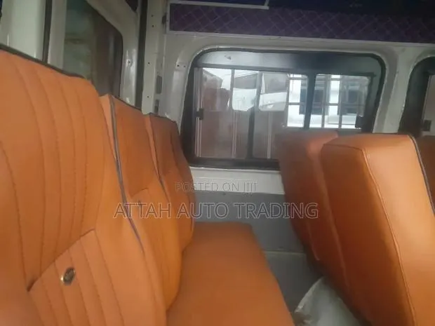 Volkswagen Crafter 2010 White · Photo 8