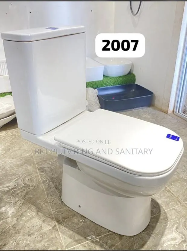 Slim Tank Water Closet_square Wc Complete · Photo 1