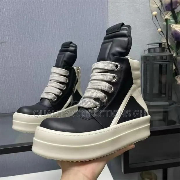 Rick Owens Mega · Photo 1