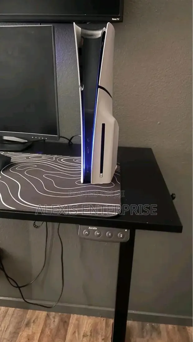 Play Station 5 Slim With 10game · Photo 1