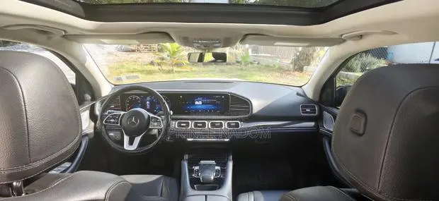 Mercedes-Benz GLE-Class GLE 350 4MATIC 2020 White · Photo 1