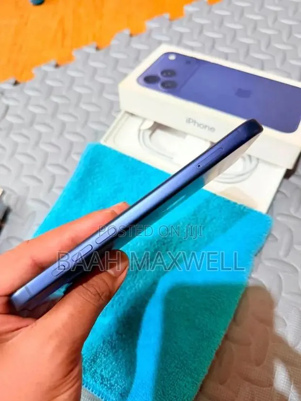 Apple iPhone 17 Pro Max 256 GB Blue · Photo 1