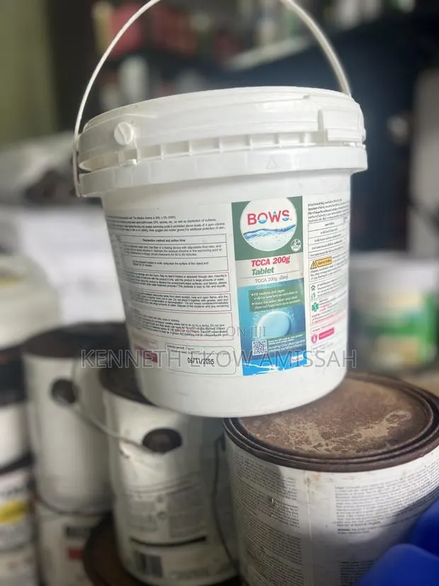 Swimming Pool Chlorine Tablets · Photo 1