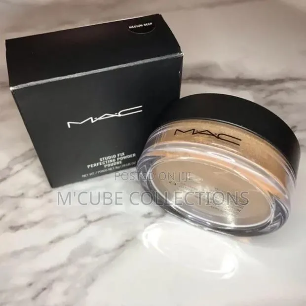 Mac Studio Fix Perfecting Powder-Medium Deep · Photo 1