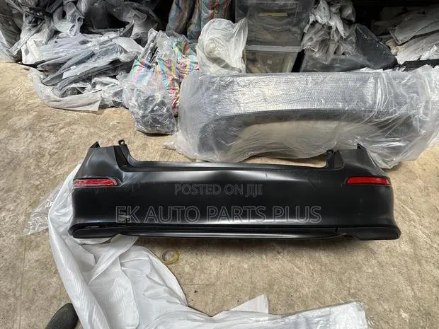 Honda Civic Back Bumper Complete 2022 2023 2024 2025 · Photo 1