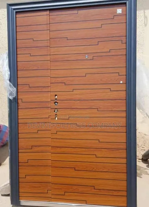 High Quality Paladin Smooth Security Steel Door 11⁄2 · Photo 1