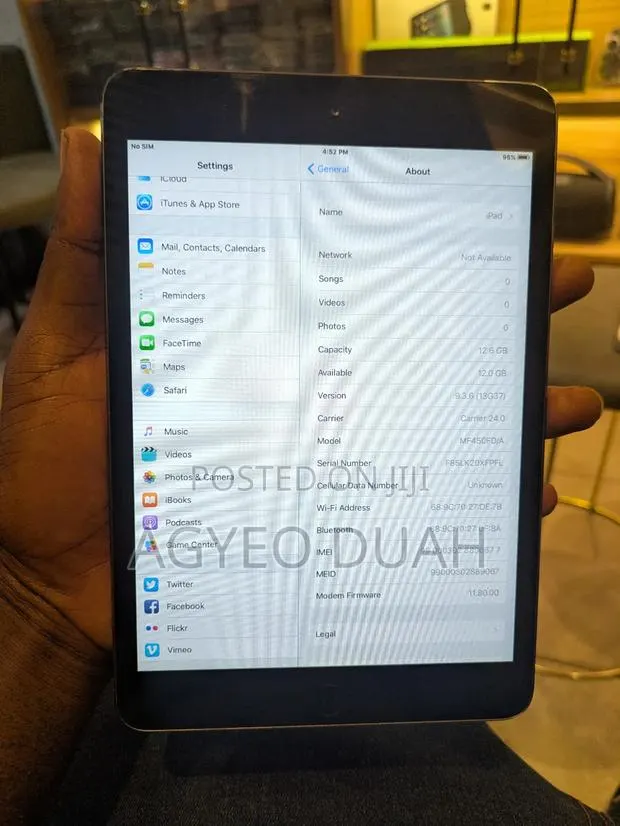 Apple iPad mini 1 16 GB Gray · Photo 1