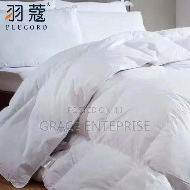 Luxury and High Quality 6 Pieces Duvet Set · Photo 1