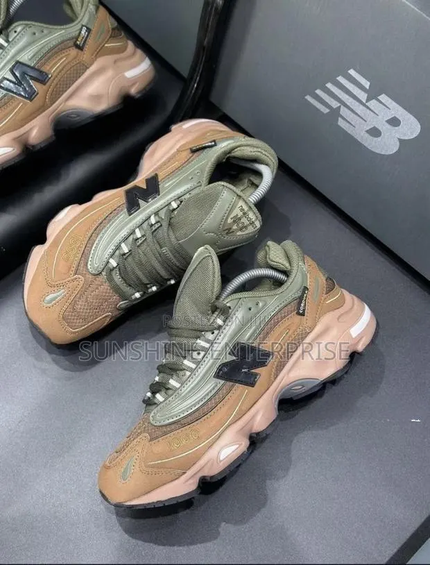 New Balance Shoe · Photo 1