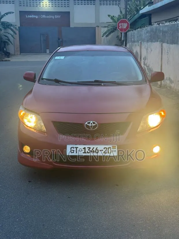 Toyota Corolla S 4dr Sedan (1.8L 4cyl 4A) 2010 Red · Photo 1
