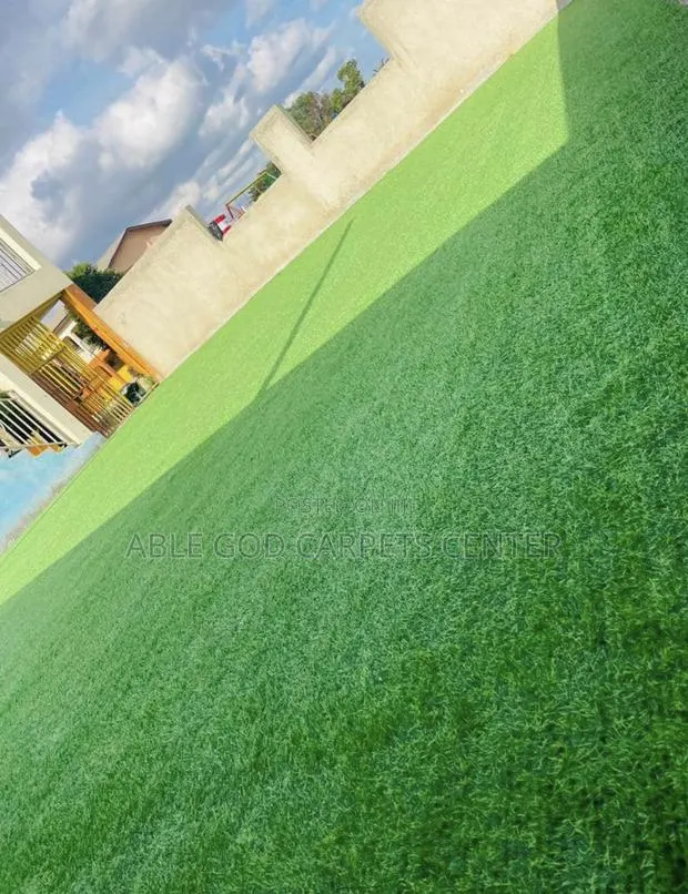 Artificial Grass Carpets and Astroturf · Photo 1