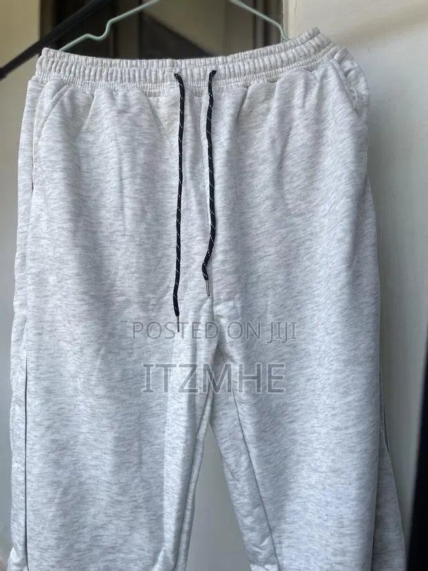 Quality Unisex Joggers · Photo 1