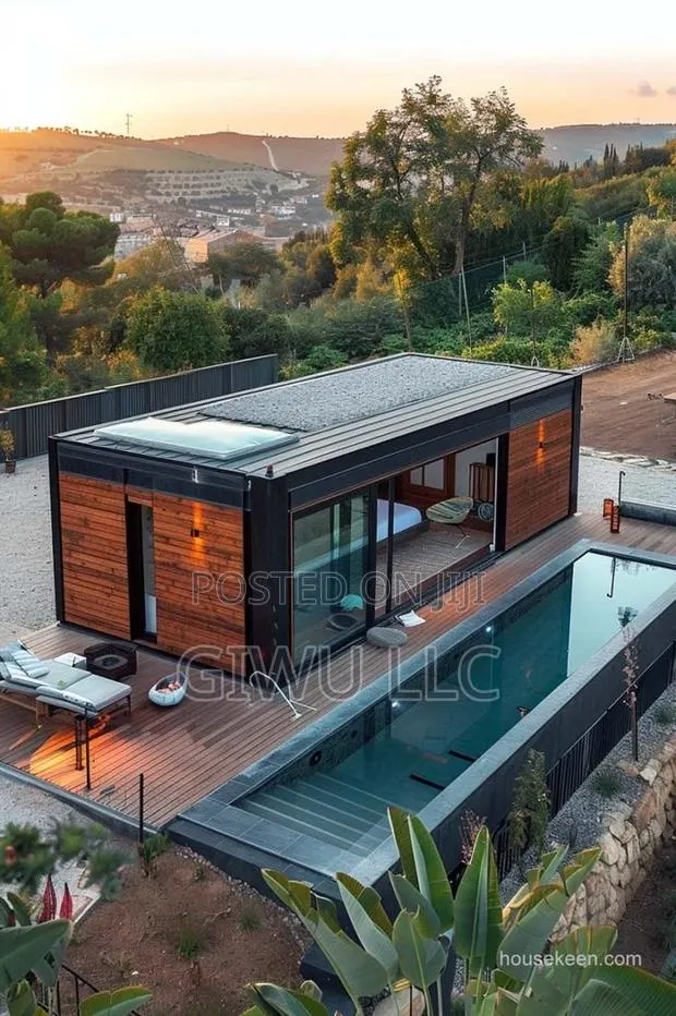Container Home · Photo 1