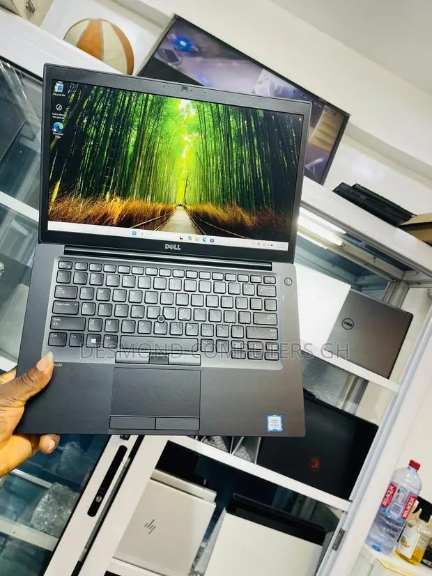 Laptop Dell Latitude 7480 8GB Intel Core i5 SSD 256GB · Photo 1