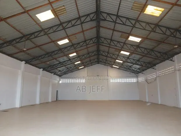 Warehouse Available for Rent at Kotwi Nkranza Kumasi · Photo 1