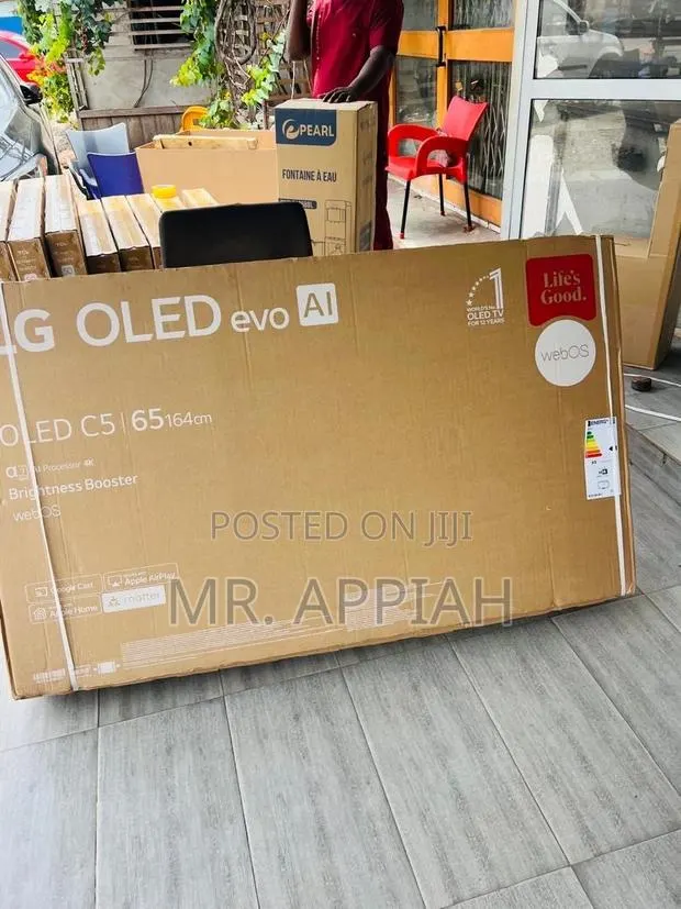 Oled Cs 4k Smart LG 65 Inch Television(2025 Model) · Photo 1