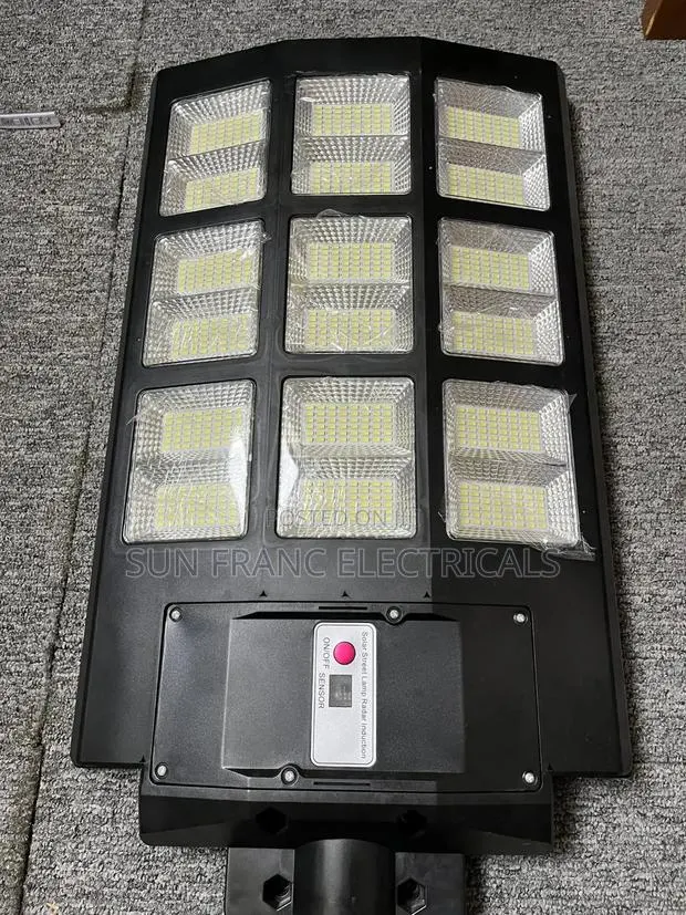 400watt Solar Street Light With Bar · Photo 1