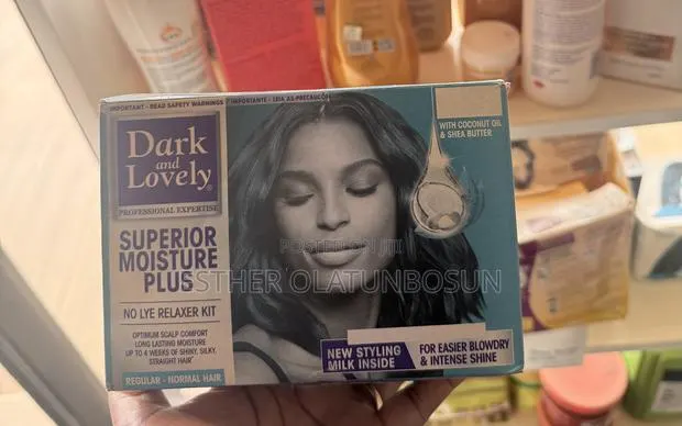 Dark Lovely Superior Moisture Plus No Lye · Photo 1