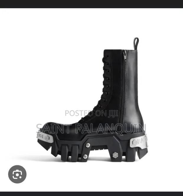 Balenciaga Goth Boot · Photo 1