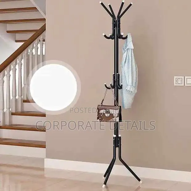 Hangers (Clothes) · Photo 1