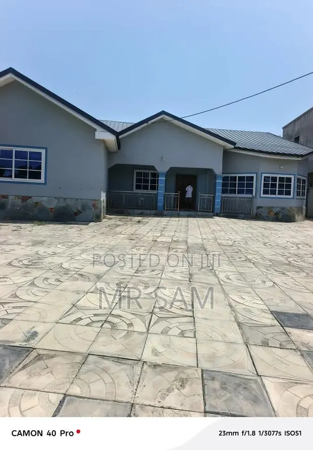4bdrm House in Tuba, Ga South Municipal for rent · Photo 1