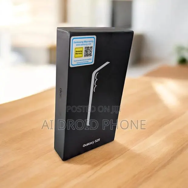 New Samsung Galaxy S25 128 GB Black · Photo 1