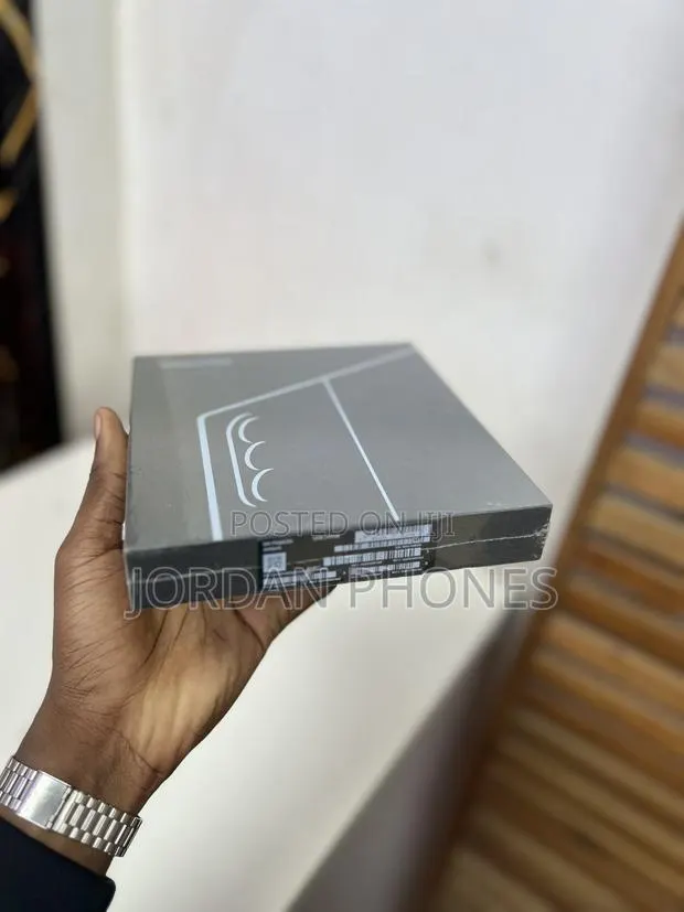 New Samsung Galaxy Z Fold7 512 GB Black · Photo 1