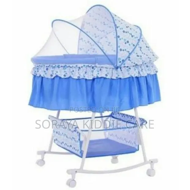 Baby Bassinet/ Cradle · Photo 1