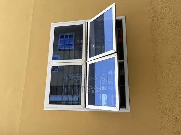 Daylight Aluminum and Glass · Photo 1