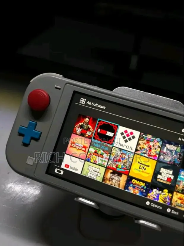 Nintendo Switch · Photo 1