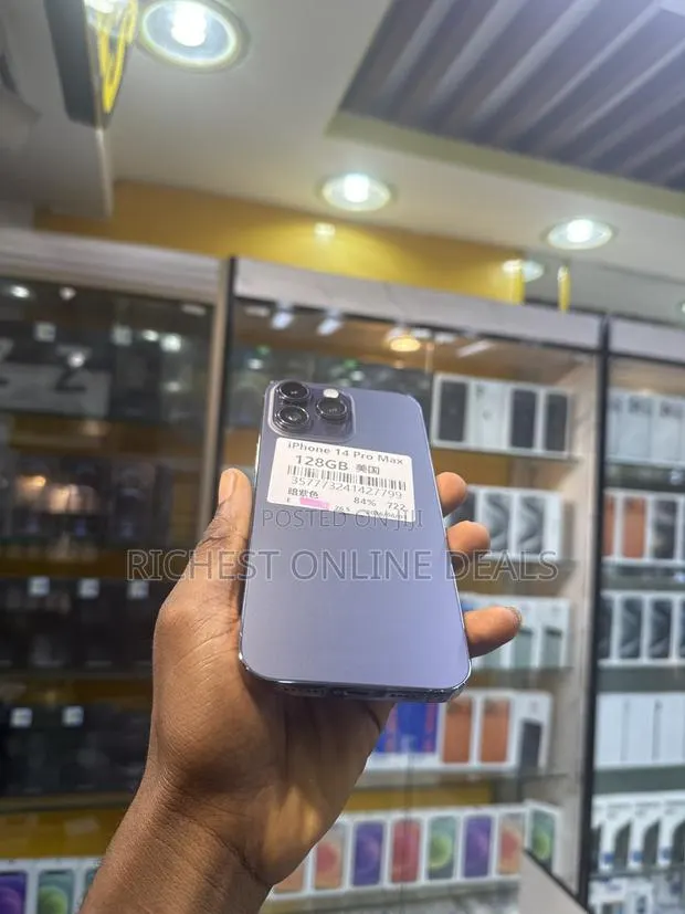 Apple iPhone 14 Pro Max 128 GB · Photo 2
