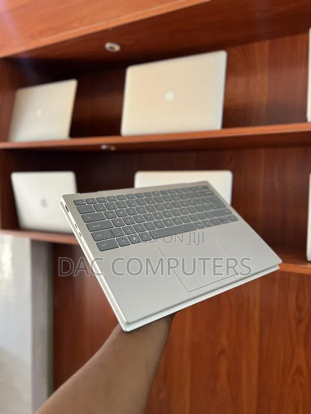 Laptop Dell Inspiron 14 7420 2-in-1 16GB Intel Core i7 SSD 512GB · Photo 1