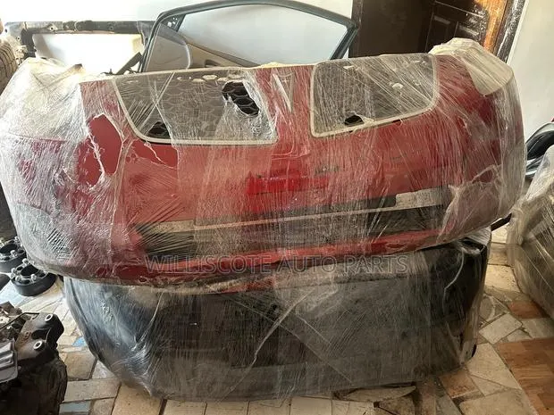 Pontiac Vibe 09-10 Front Cut / Nose Cut · Photo 1