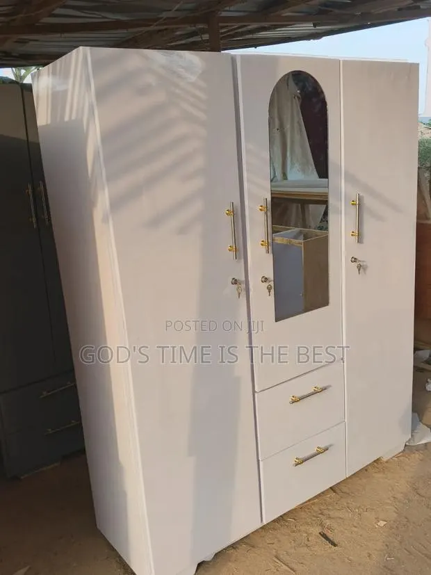 Wardrobes Three in One With Good Material · Photo 1