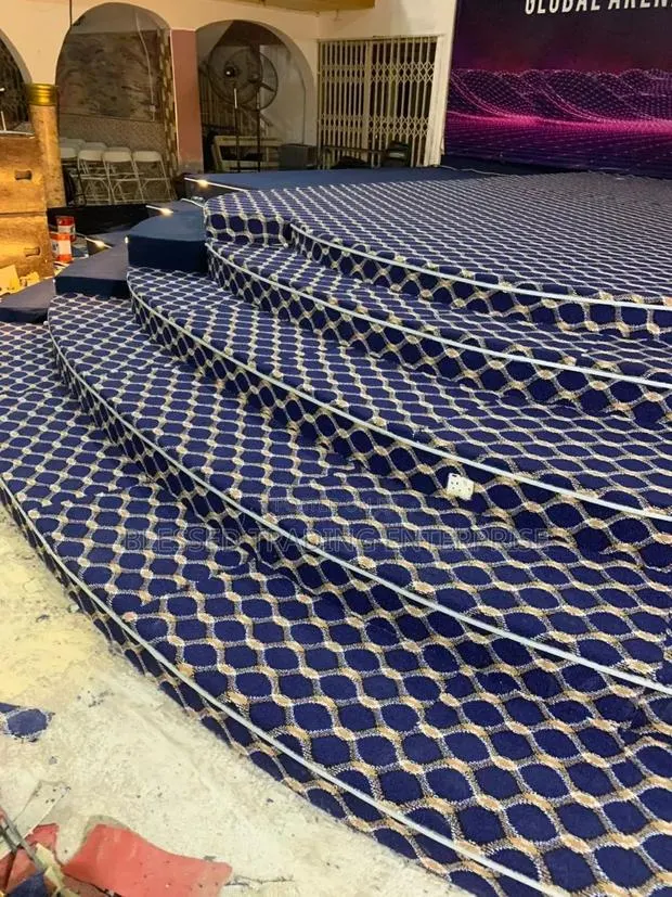 Quality Woolen Carpet for Church Pulpit · Photo 1