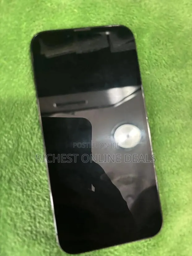 Apple iPhone 13 Pro 128 GB Black · Photo 1
