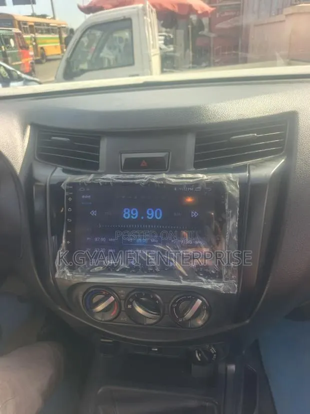Quality Android Car Tape / Screen for Nissan Navara 2013 to 2015 · Photo 1