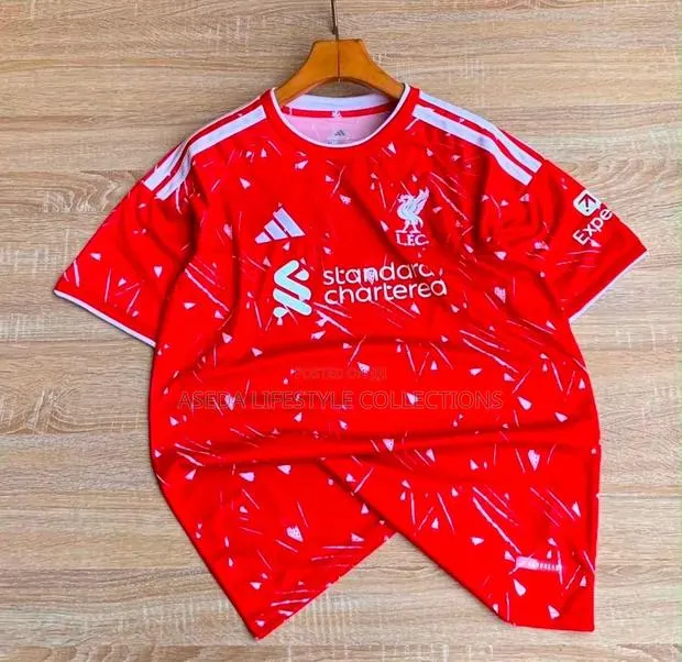 Liverpool Home and Away Kit 2026/27 · Photo 1