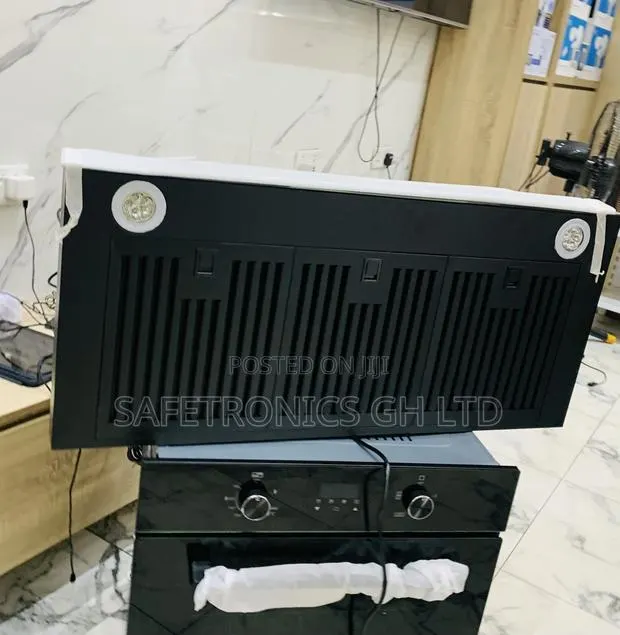 Lastest Black Sleek Kenwood 90cm Extractor (Model 900t2 or 90072) · Photo 1