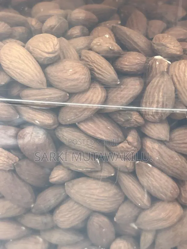 Almond Nut · Photo 3