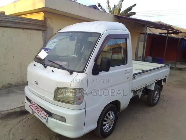 Daihatsu Hijet 2026 White · Photo 1