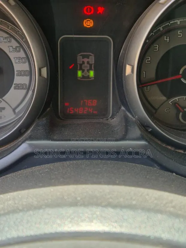 Mitsubishi Pajero 2015 Brown · Photo 1