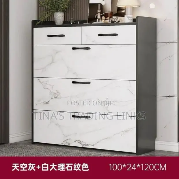 Modern Shoe Cabinet · Photo 1
