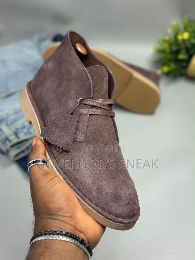 Clarks Desert Chukka Boots · Photo 1