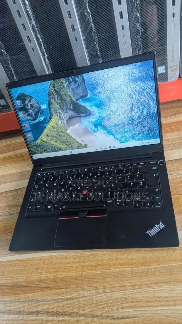 Laptop Lenovo ThinkPad E14 Gen 4 8GB Intel Core i5 SSD 512GB · Photo 1