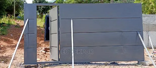 Gr Sliding Gate · Photo 1